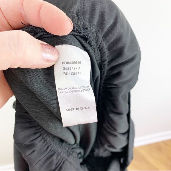 Doe & Rae Black ModCloth Wide Leg Cropped‎ Jumpsuit Sz Small - Picture 12 of 15